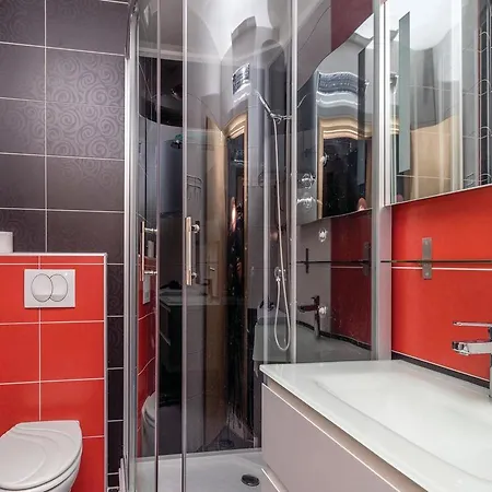 1 Bedroom Gorgeous In *