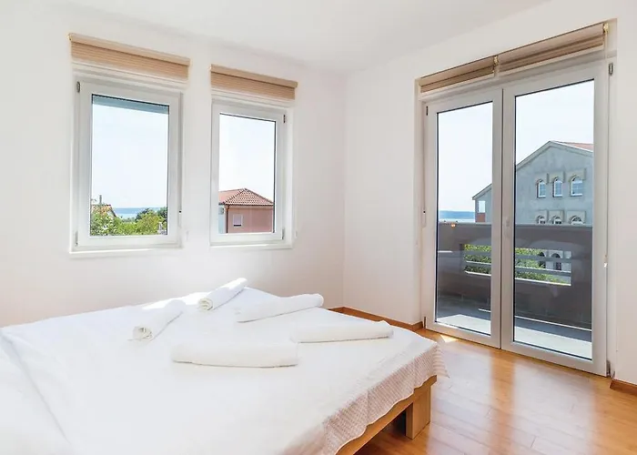 1 Bedroom Gorgeous In