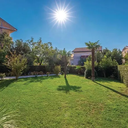 1 Bedroom Gorgeous Apartment In Selce Apartment